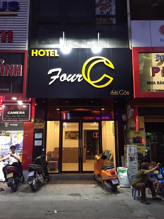 Four C Central Hotel Хошимин Екстериор снимка