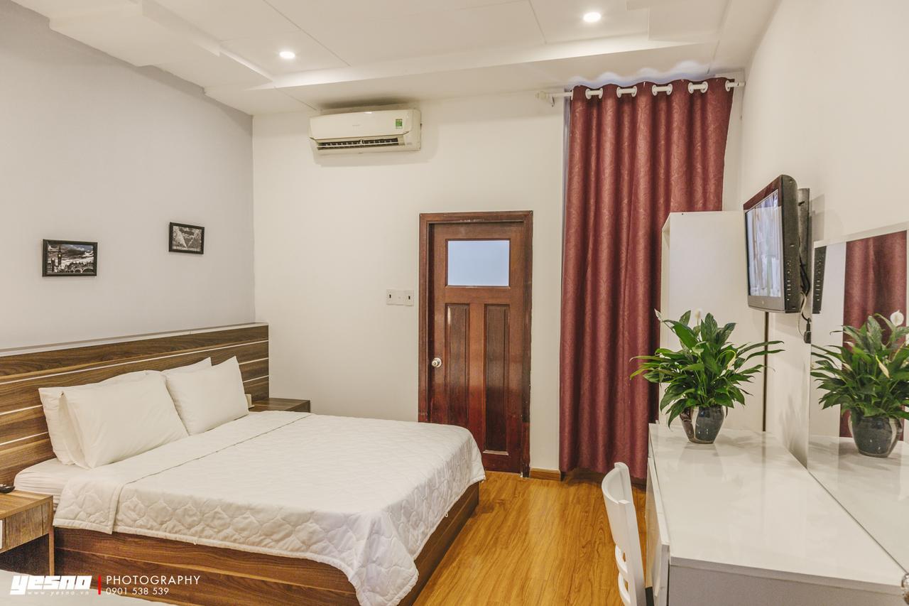 Four C Central Hotel Хошимин Екстериор снимка