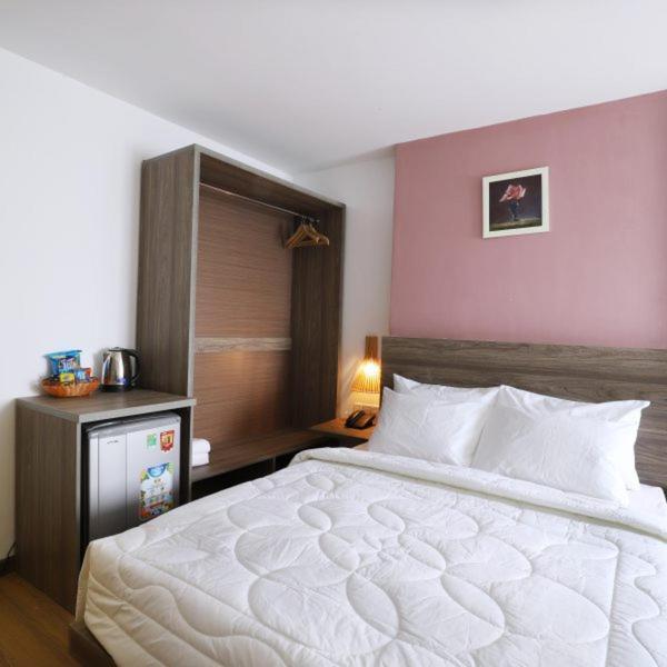Four C Central Hotel Хошимин Екстериор снимка